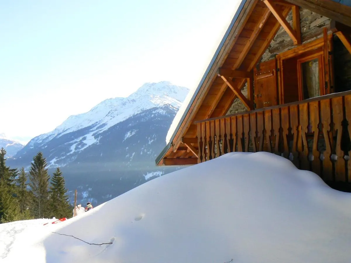 Maison De Charme A Seez Avec Vue Sur Montagne, Cheminee 0*,