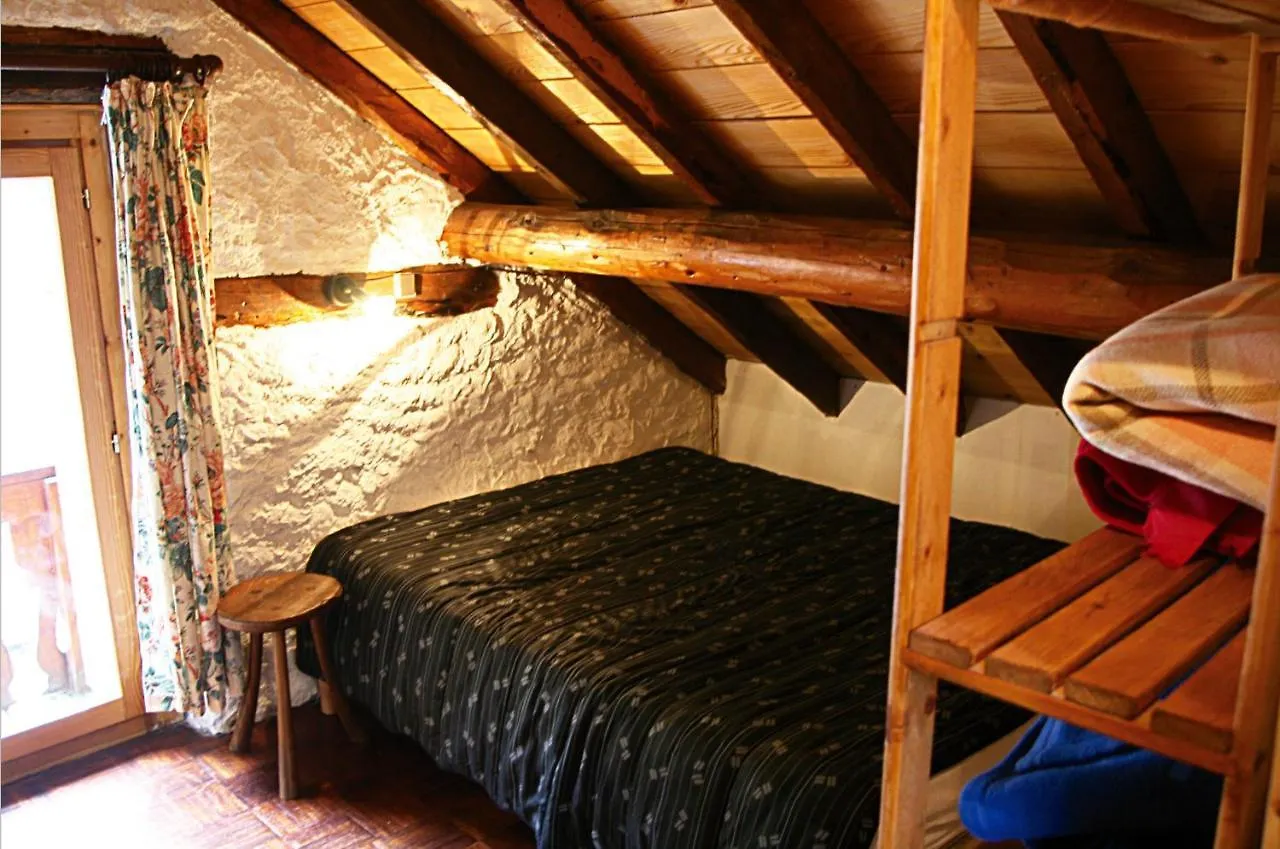 Maison De Charme A Seez Avec Vue Sur Montagne, Cheminee Holiday home