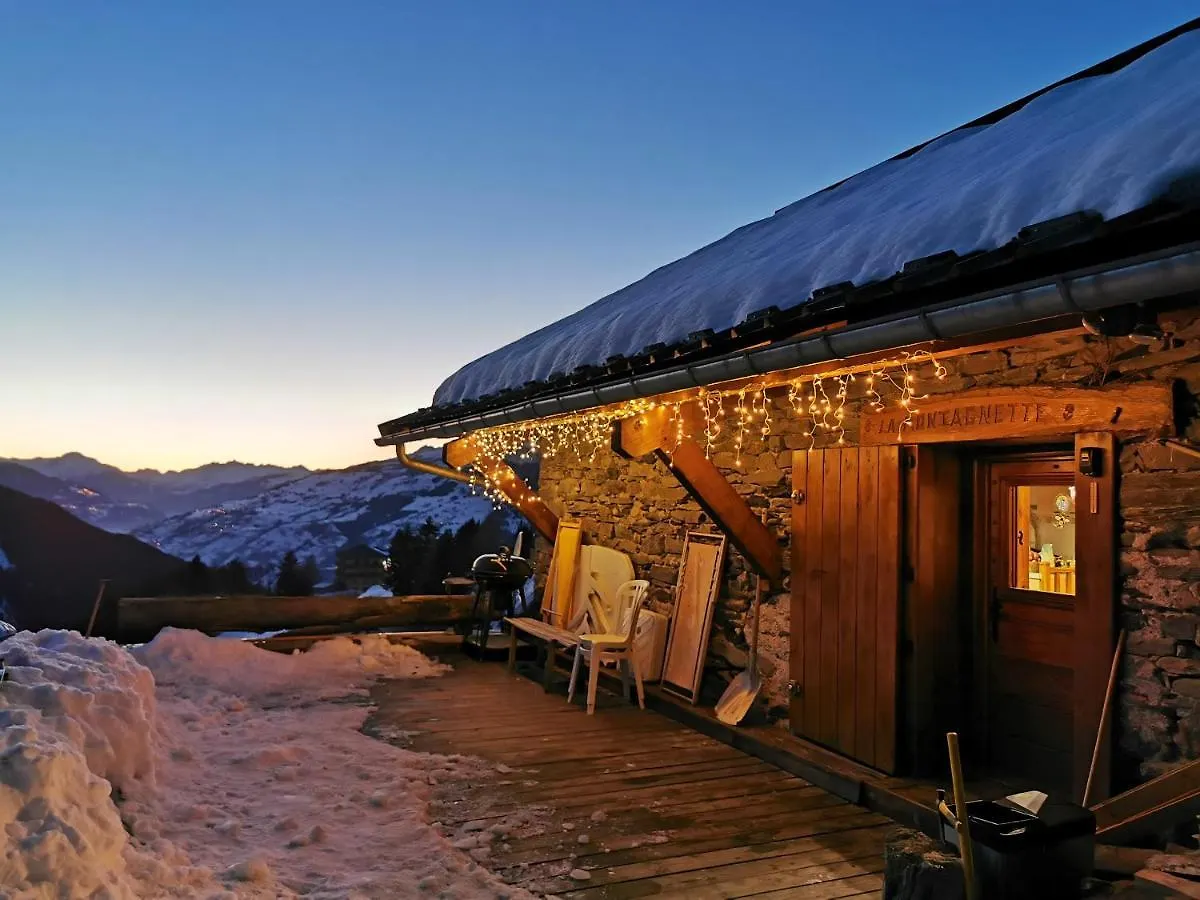 Maison De Charme A Seez Avec Vue Sur Montagne, Cheminee